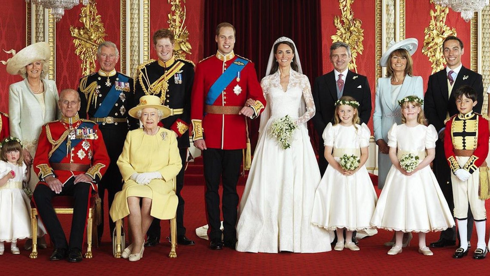 Veja a lista com livros que falam sobre a Família Real Britânica